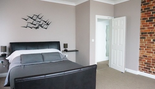 Suite 1 Direct Sea View