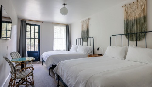 Room, 2 Queen Beds (Double)