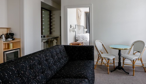 Studio Suite (Westside)