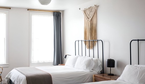 Double Room, 2 Queen Beds (Courtyard)