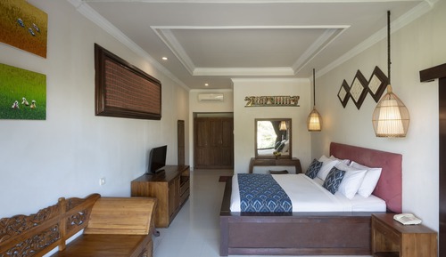 Grand Deluxe Room