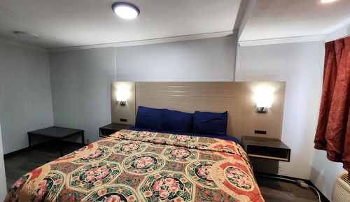 Premium Room, 1 King Bed