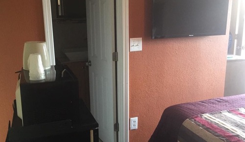 Standard Room, 1 King Bed, Non Smoking