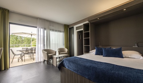 Suite (Prestige PMR)