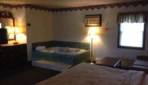 Jacuzzi Room  
