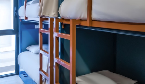 6 Bed Female Dorm