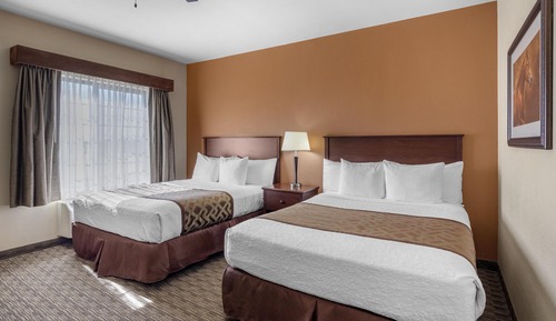 Standard Room, 2 Queen Beds, Accessible, Kitchenette