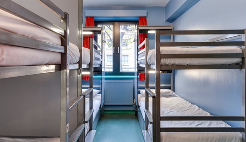 Bed in 8-10-bed Mixed Dorm, Shared Bathroom