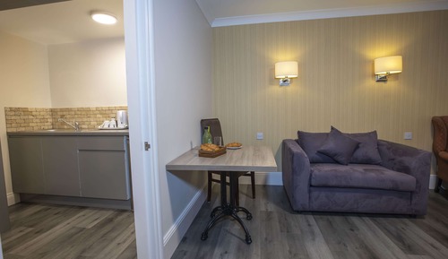 Standard Room, 1 Double Bed, Accessible, Kitchenette (Converts to 2 Twin Bed;Walk-in Shower)