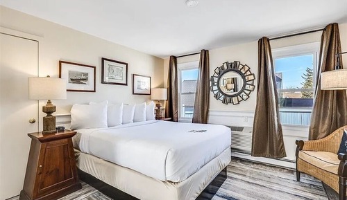 Classic Room