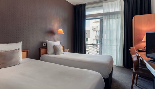 Standard Twin Room