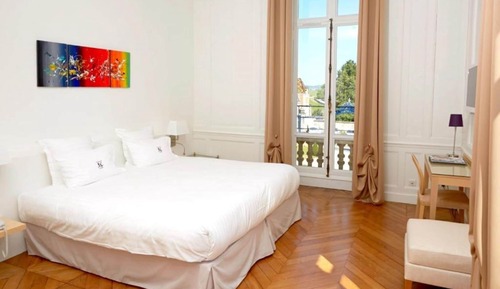 Junior Double Room, 1 King Bed