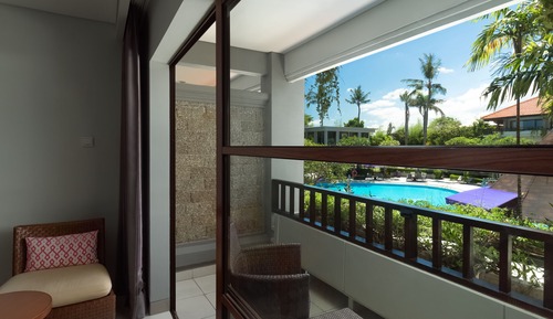 Deluxe Room, Pool View