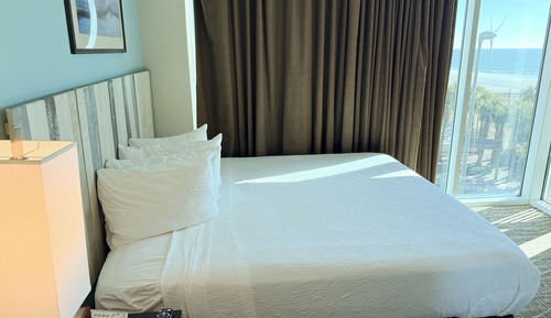 Traditional Condo, 1 King Bed with Sofa bed, Partial Sea View