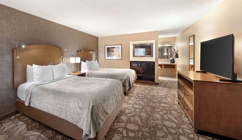Superior Room, 2 Queen Beds, Non Smoking, Refrigerator & Microwave (Oversized Room)