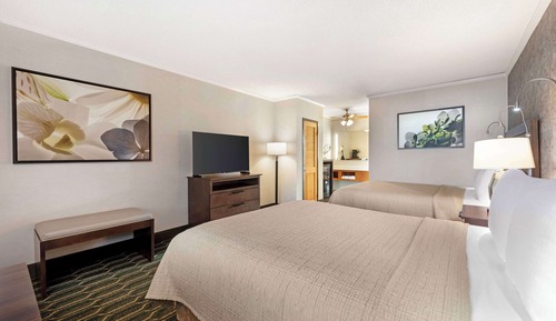 Standard Room, 2 Queen Beds, Accessible, Non Smoking (Walk-in Shower)