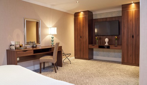 Deluxe Studio, Pets Allowed