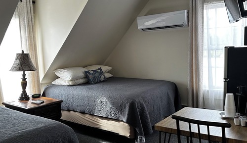 Unit 10 (Second Floor)