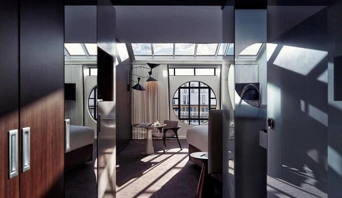 HUBLOT Executive Room, 1 King Bed, Pool View