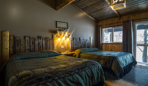 Family Room, 2 Queen Beds (19 NO PETS)