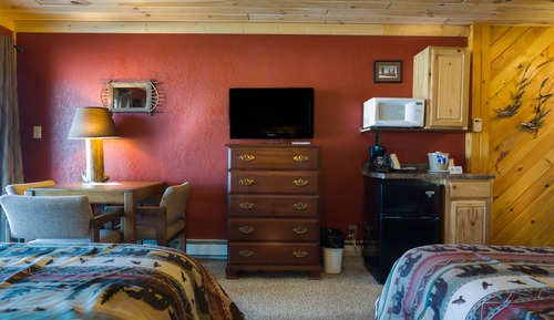 Family Room, 2 Queen Beds (18)