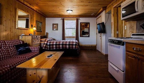 Family Single Room, Kitchen (4)