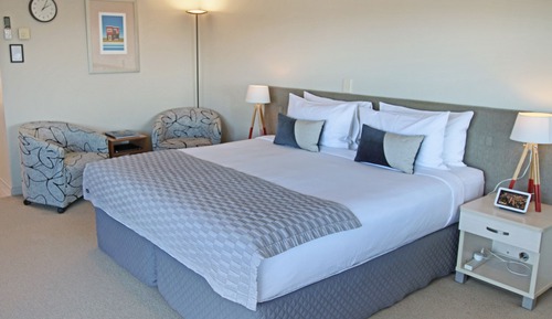 Premium Deluxe Studio