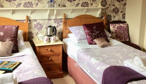 Standard Twin Room, Ensuite