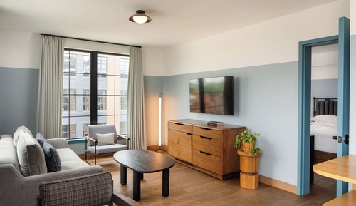 Suite, Multiple Beds, Terrace