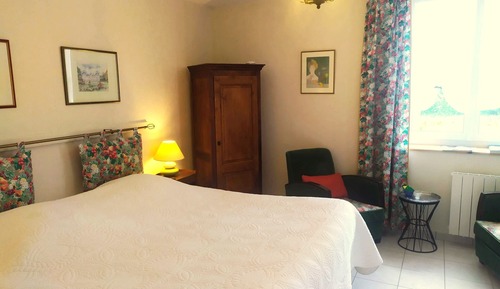 Classic Double Room, Ensuite, Garden View (Le Puits)