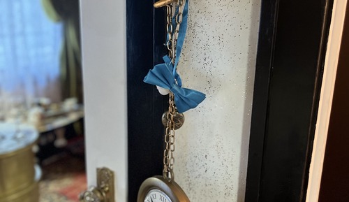 Alice in Wonderland room