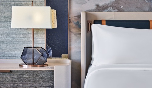 Grand Room, 1 King Bed