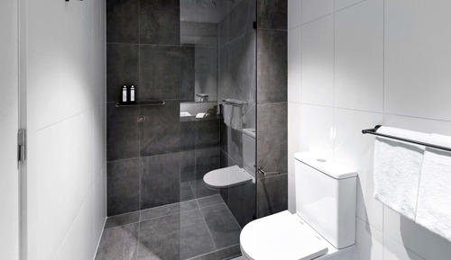 Deluxe Room, 1 King Bed