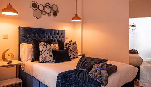 Executive Apartment, Ensuite, City View (Apt 3)