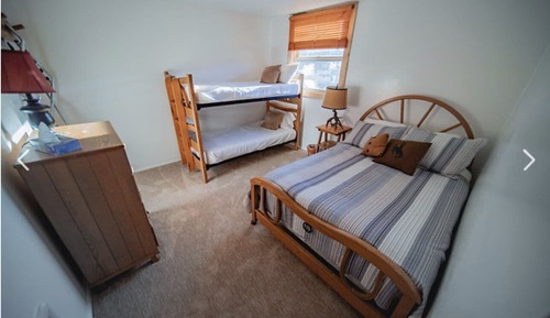 Basic Triple Room, Multiple Beds