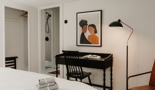 Signature Room