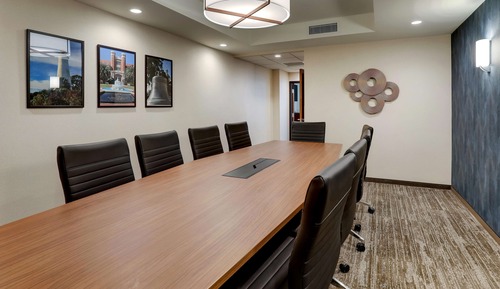 Suite, 1 King Bed with Sofa bed, Accessible (Meeting,Sofa Sleeper,Roll-in,2 Rooms)