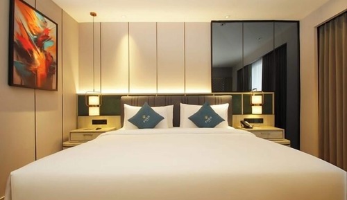 King Bed Superior City