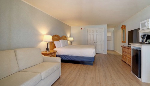 Sundowner Oceanfront One King