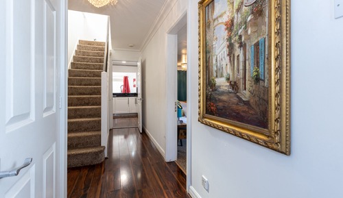 House, Private Bathroom