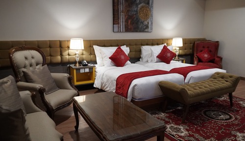 Suite, 2 Twin Beds, Non Smoking
