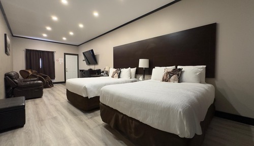 Executive Studio Suite