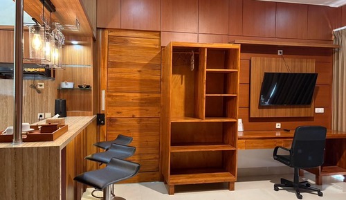 Executive Studio Suite