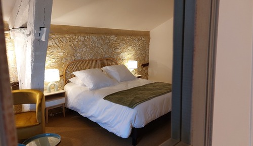 Luxury Room, 1 Queen Bed, Non Smoking, Garden View