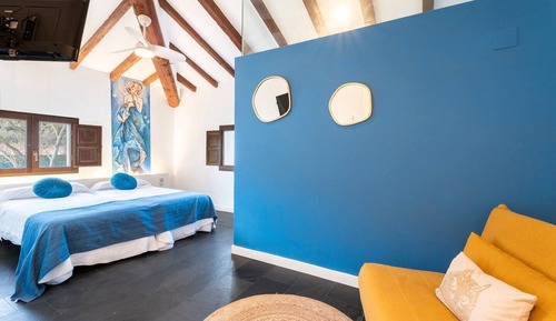 Junior Room