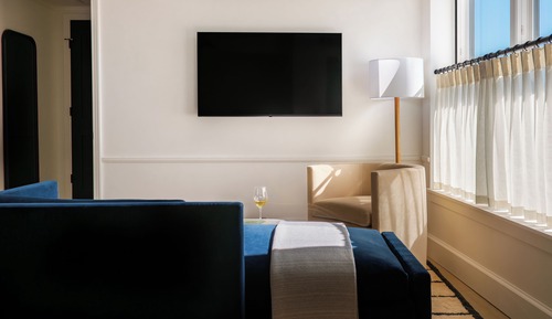 Premier Room (Gabriel Suite)