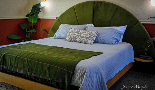Honeymoon Suite, 1 King Bed, Patio