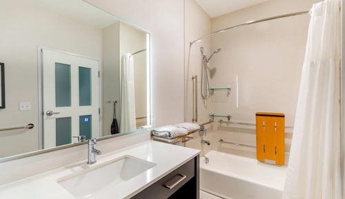 Suite, Multiple Beds, Accessible, Non Smoking