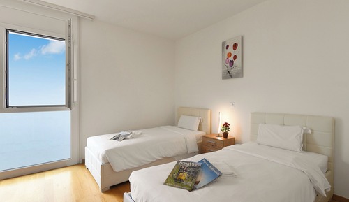Family Apartment, Multiple Bedrooms (Imbarcadero apartment)
