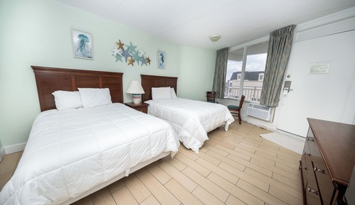 Economy Room, Partial Ocean View, Poolside